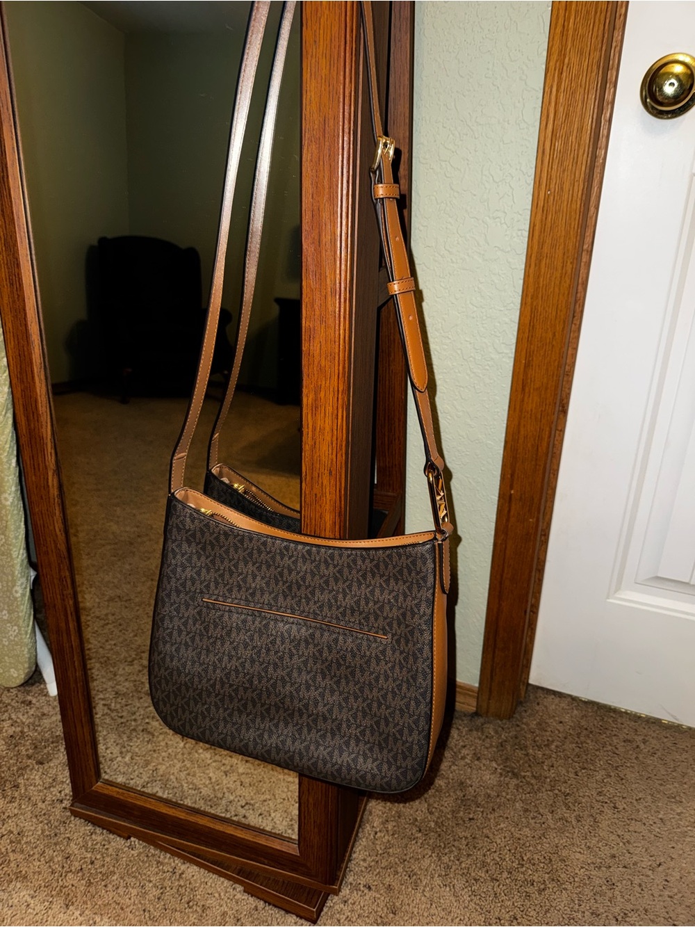Michael Kors Brown MK Logo Messenger Bag with Tan Trim - Picture 2 of 2